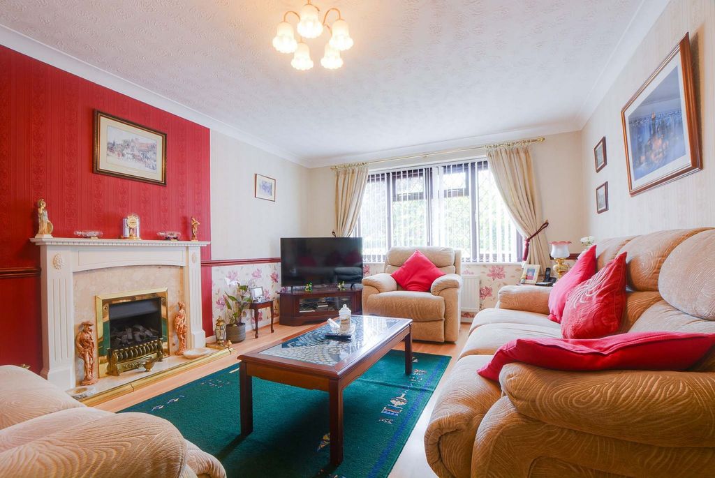 Additional image 3 of 4 bed detached house for saleBurnham Drive, Whetstone, Leicester LE8