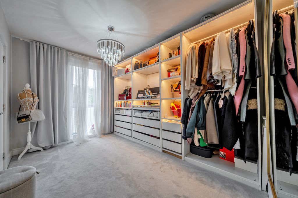 Additional image 10 of 2 bed flat for saleWhyteleafe Hill, Whyteleafe CR3