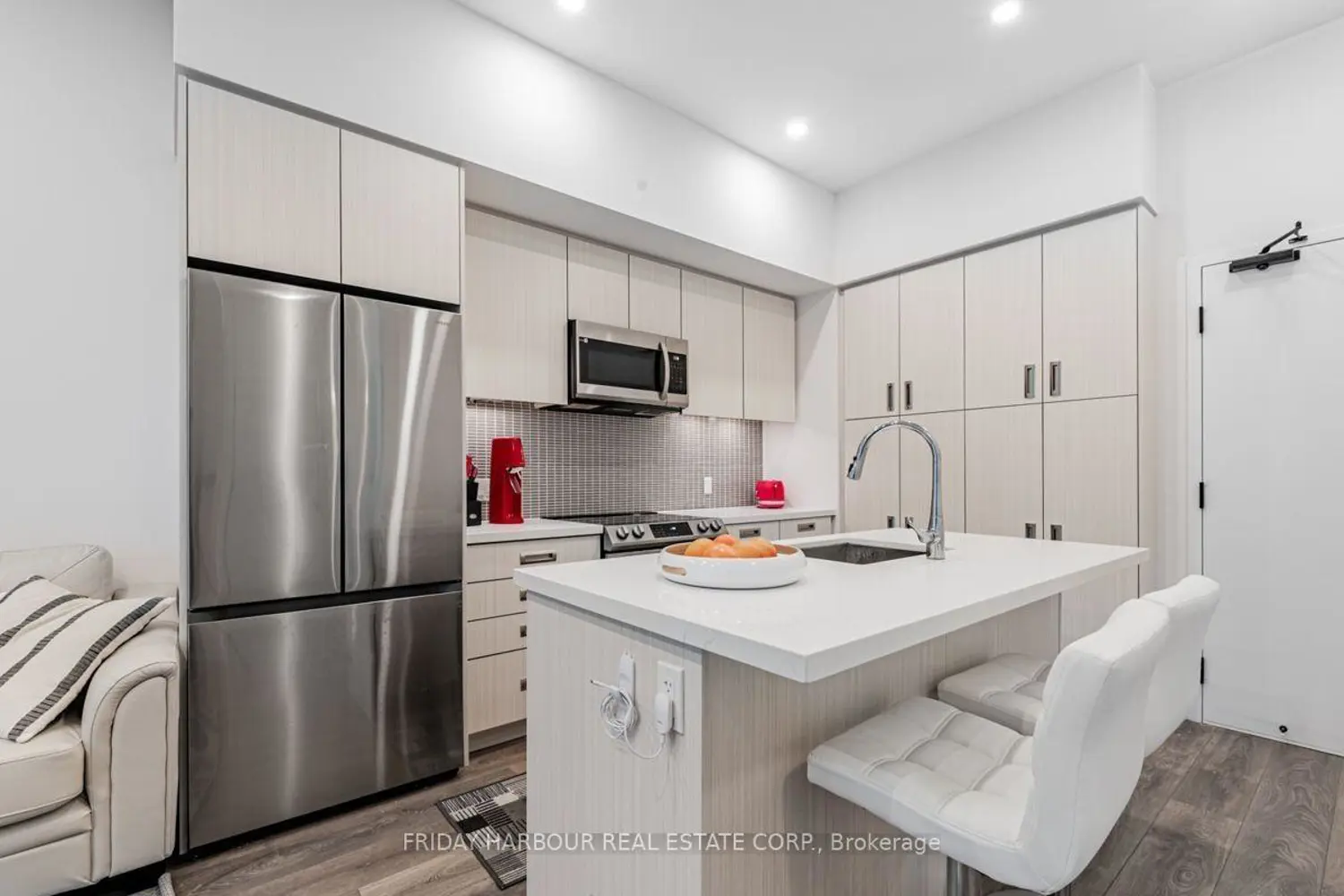 Additional image 7 of 415 Sea Ray Avenue 126