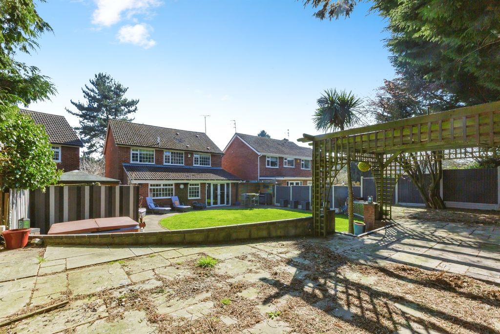 5 bed detached house for saleRoy Close, Narborough, Leicester LE19