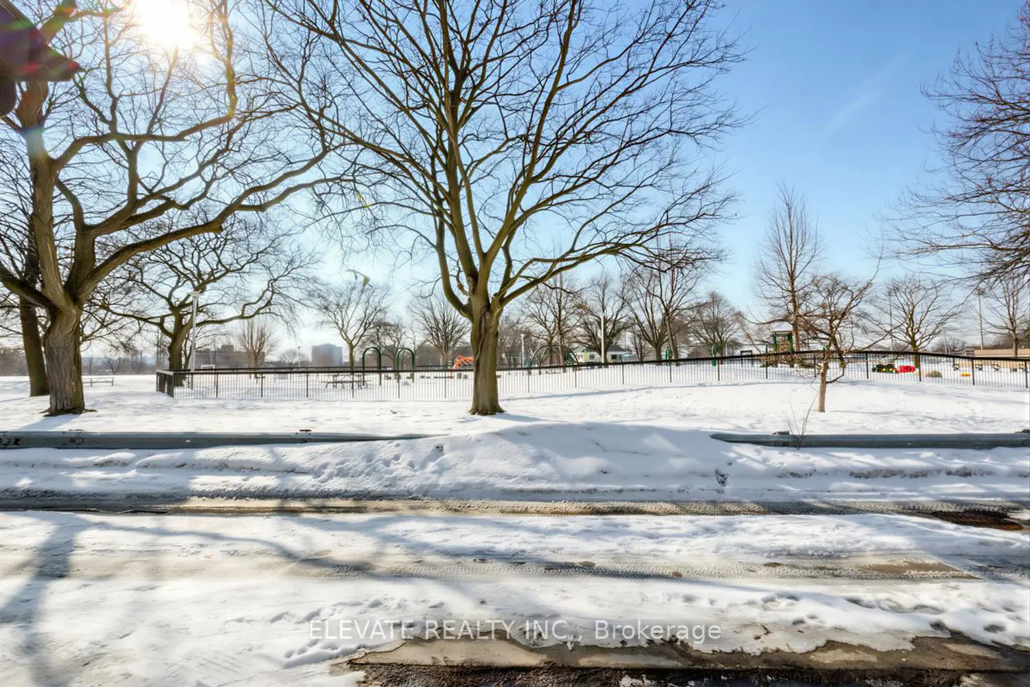 Additional image 18 of 1262 Lansdowne Avenue