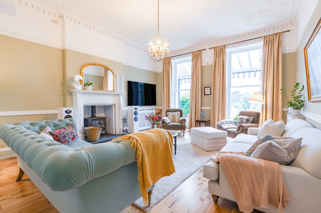 Additional image 12 of 4 bed semi-detached house for saleHeron Lodge, London Road, Worcester WR5