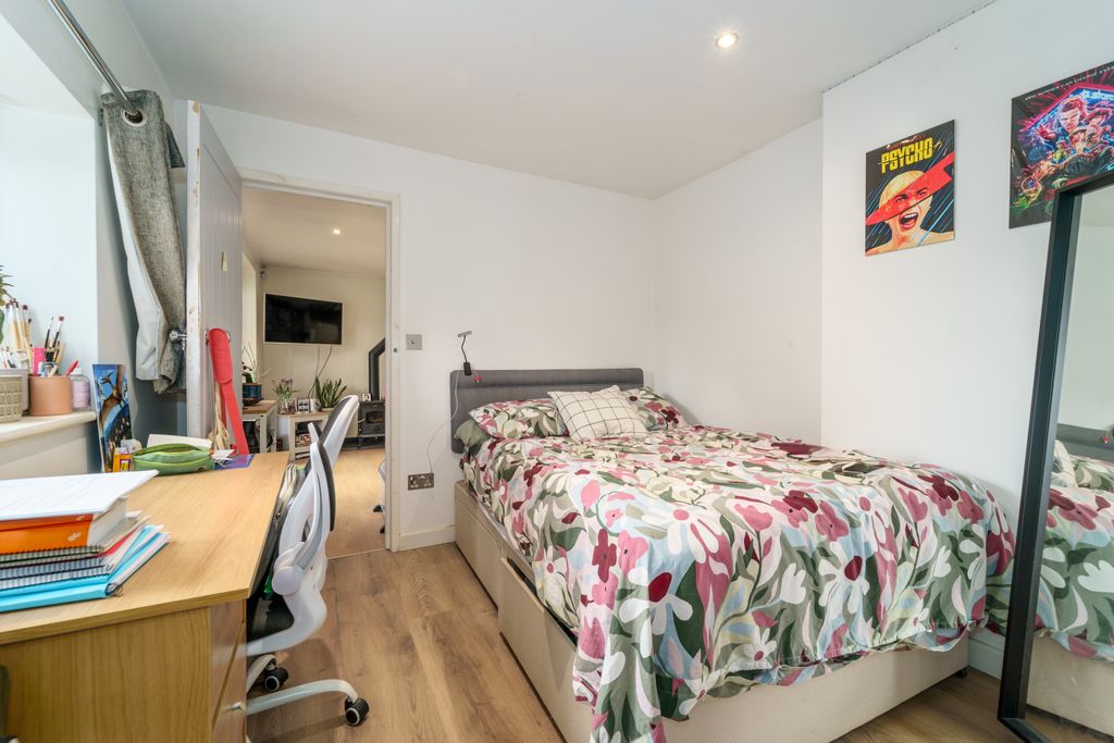 Additional image 32 of 6 bed detached bungalow for saleFeltham Hill Road, Ashford TW15