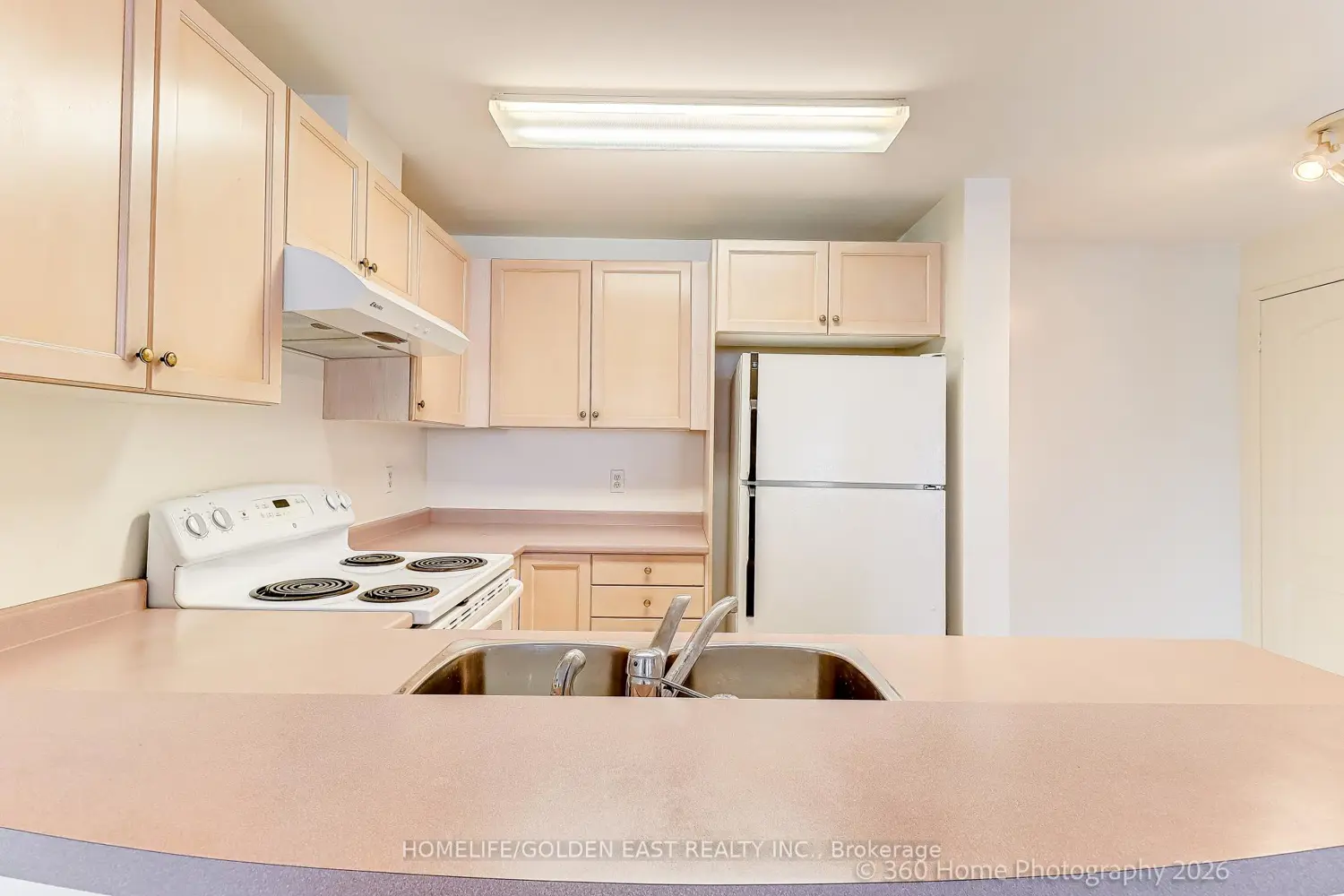 Additional image 11 of 108 Finch Avenue B30