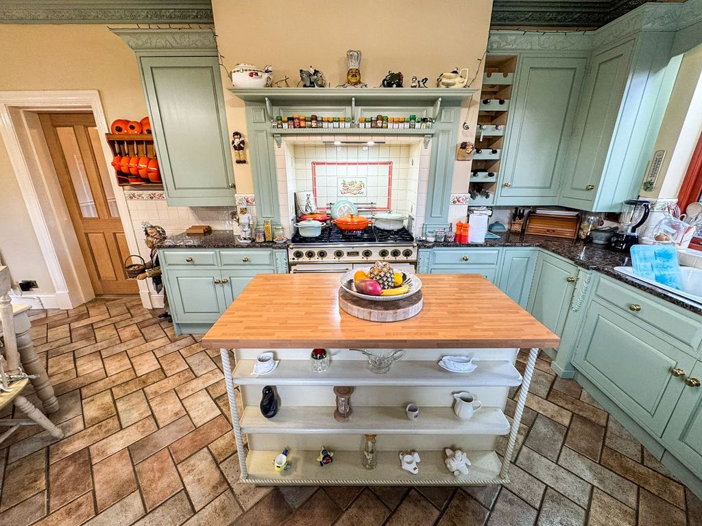 Additional image 16 of 5 bed detached house for saleSandbeds Road, Willenhall WV12