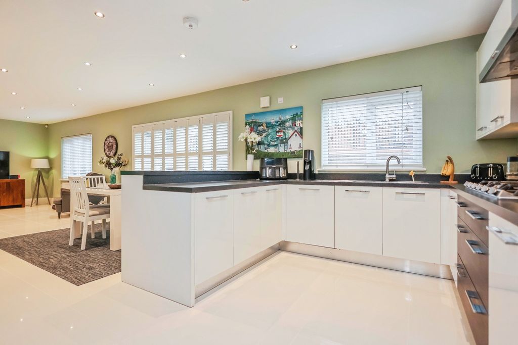 Additional image 11 of 4 bed detached house for saleIngram Avenue, Worcester WR2