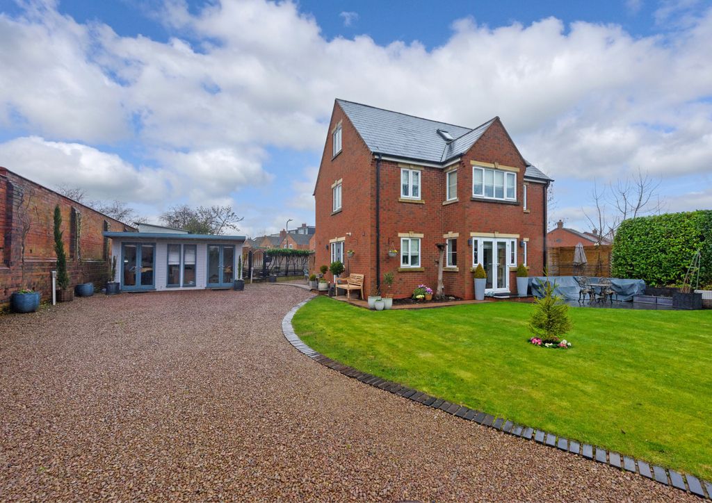 Additional image 21 of 5 bed detached house for saleWorcester, Worcestershire WR3
