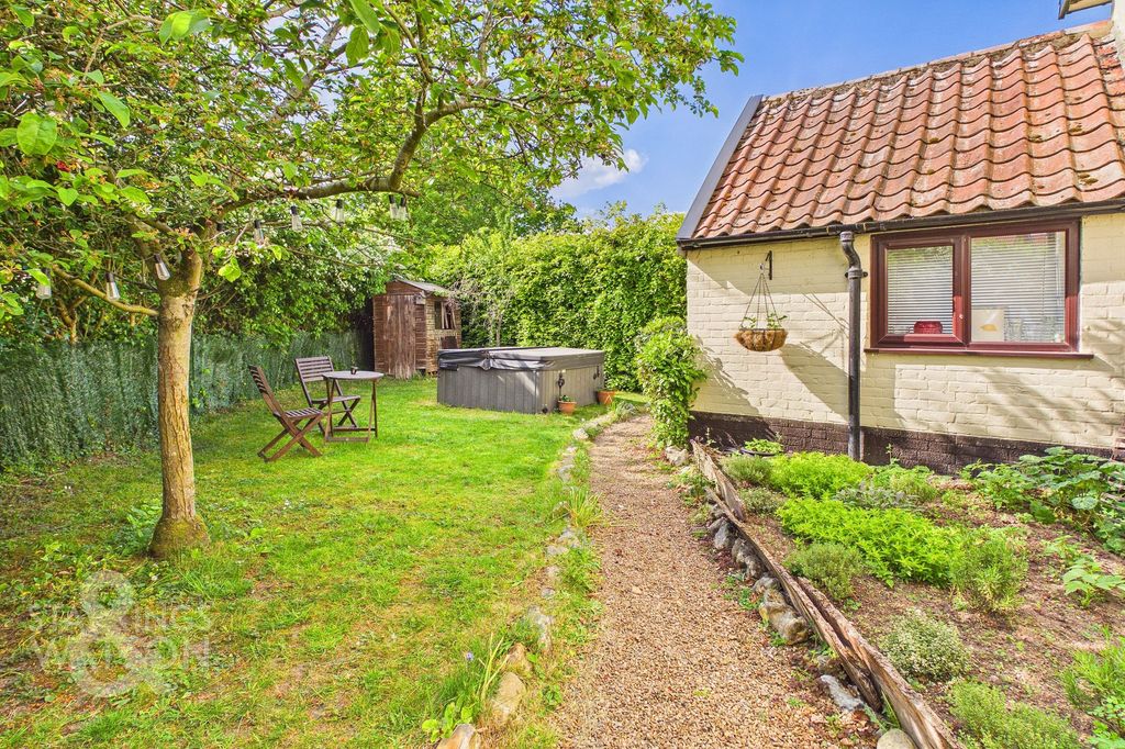 Additional image 31 of 5 bed detached house for saleRightup Lane, Wymondham NR18
