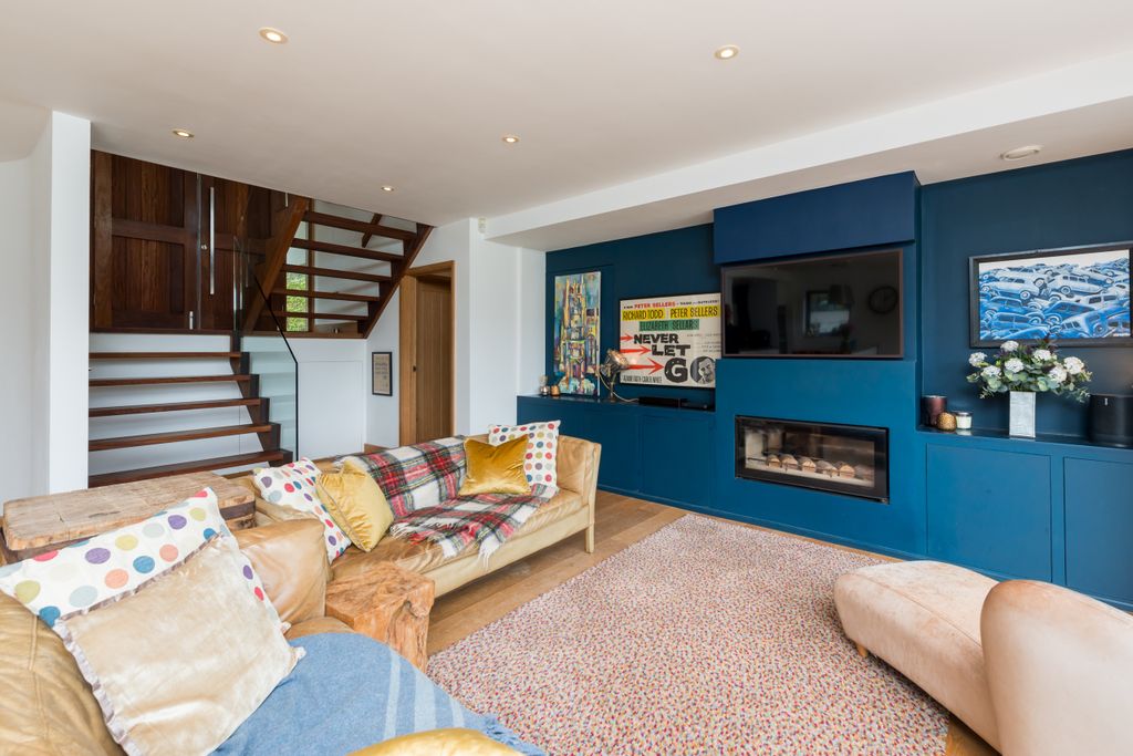 Additional image 7 of 5 bed detached house for saleWoodlands, Fox's Cross Hill, Whitstable CT5