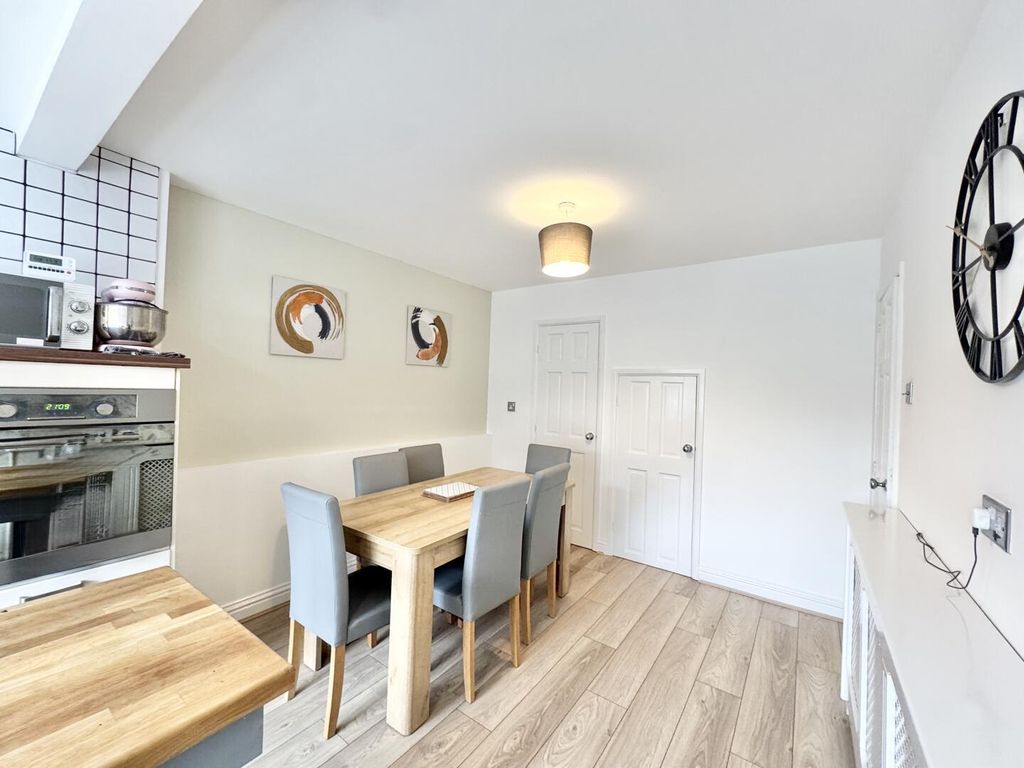 Additional image 8 of 3 bed semi-detached house for saleBrook Street, Whetstone, Leicester LE8