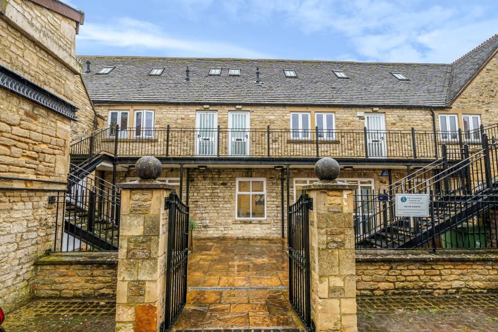 2 bed flat for saleWitney, Oxfordshire OX28