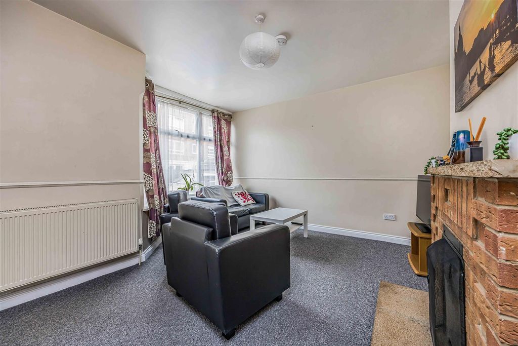 Additional image 4 of 3 bed end terrace house for saleKent Street, Portsmouth PO1