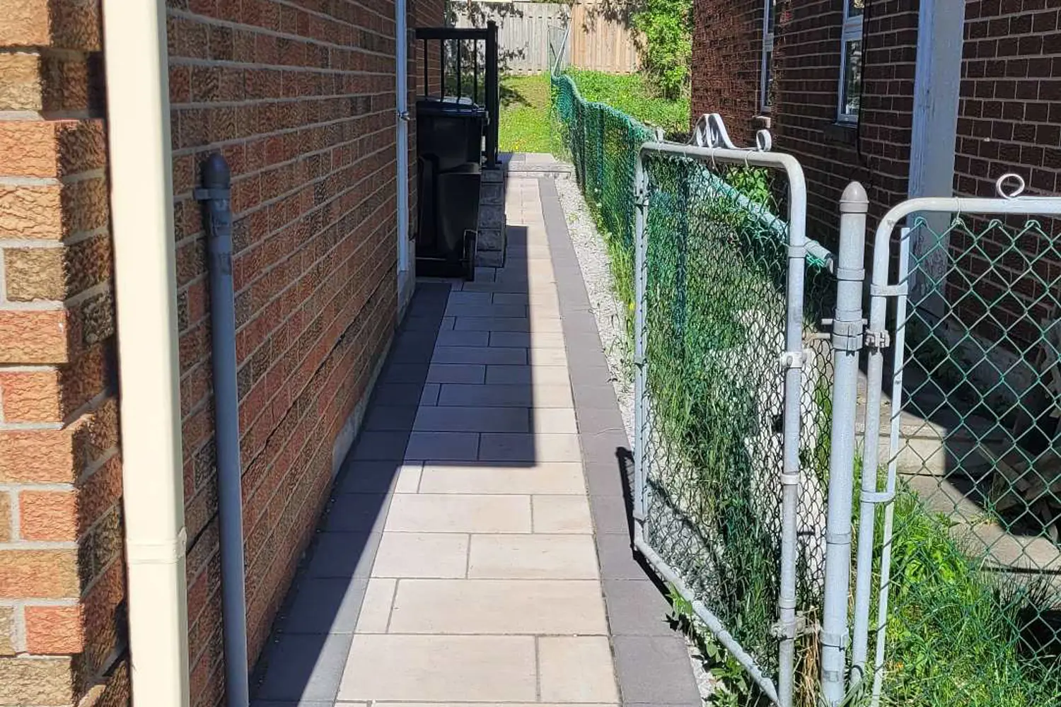 87 Moorehouse Drive