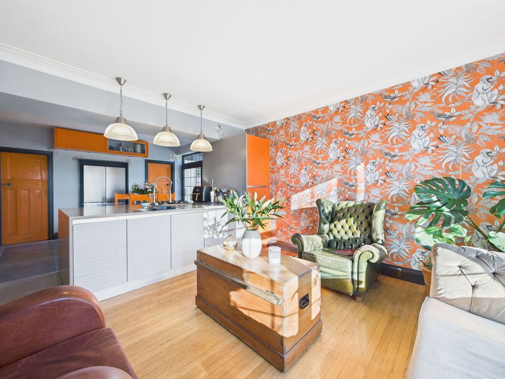 Additional image 13 of 4 bed detached house for saleLeyeshurst, Lamorna Grove, Worthing BN14