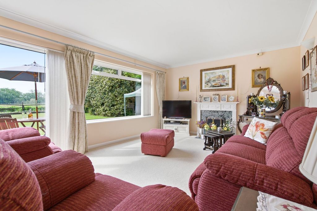 Additional image 3 of 5 bed detached house for saleWinkfield Road, Windsor SL4