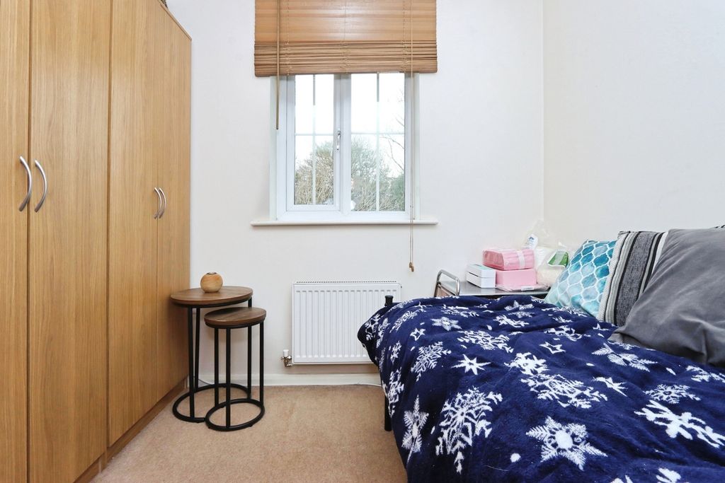 Additional image 13 of 2 bed flat for saleKyle Close, Sheffield, South Yorkshire S21