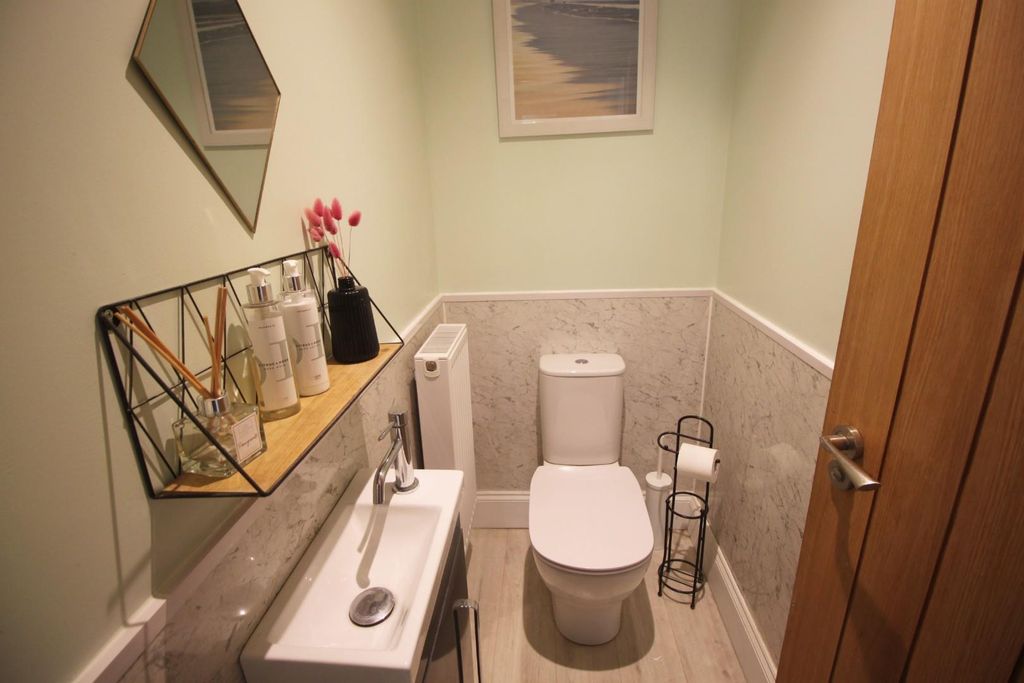 Additional image 8 of 3 bed detached bungalow for saleFirtree Way, Southampton SO19