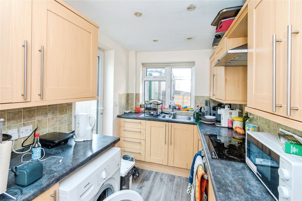 Additional image 4 of 5 bed detached house for saleOsborne Road North, Portswood, Southampton, Hampshire SO17