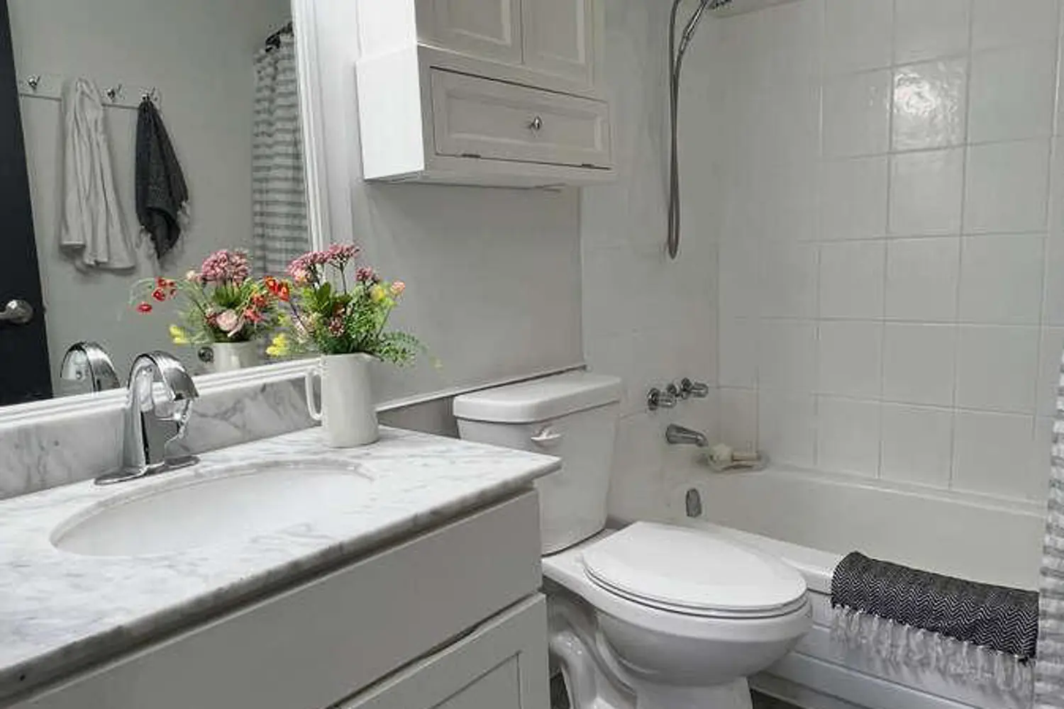 Additional image 7 of 1582 Ernest Avenue 304