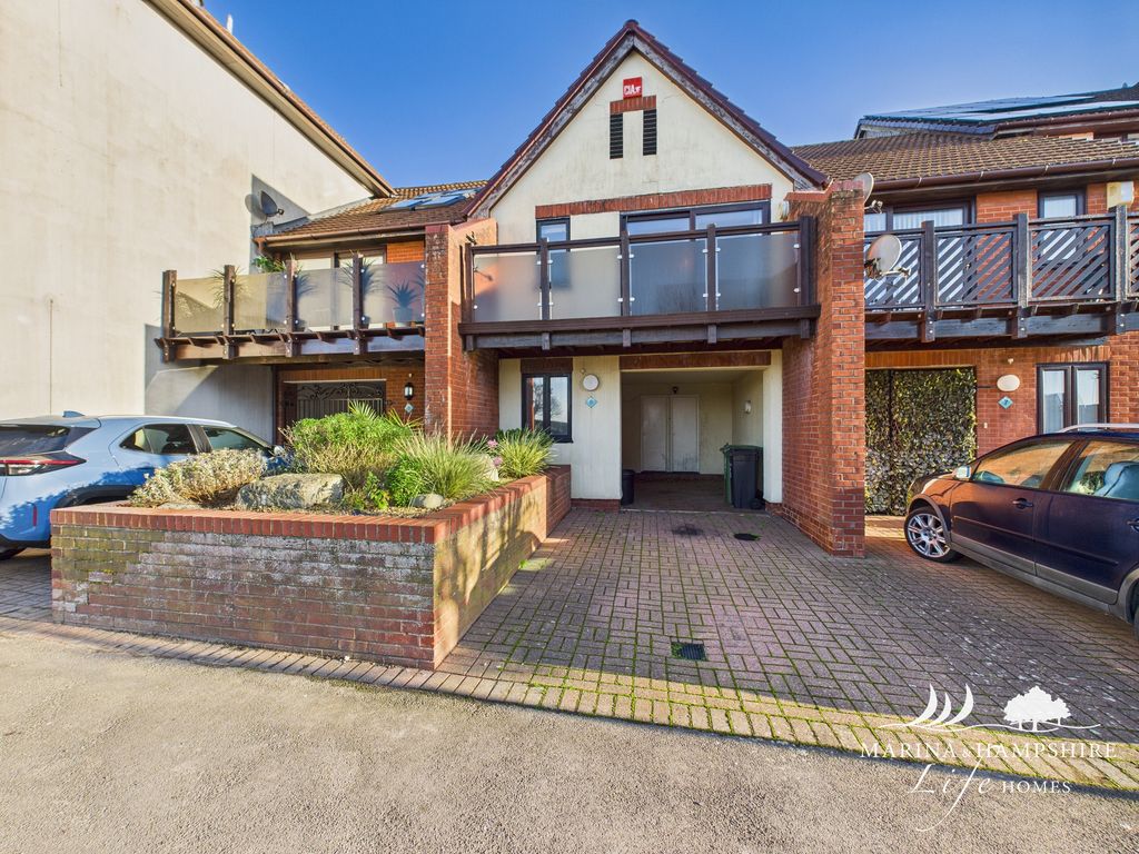 Additional image 23 of 3 bed town house for saleCarne Place, Port Solent, Portsmouth PO6
