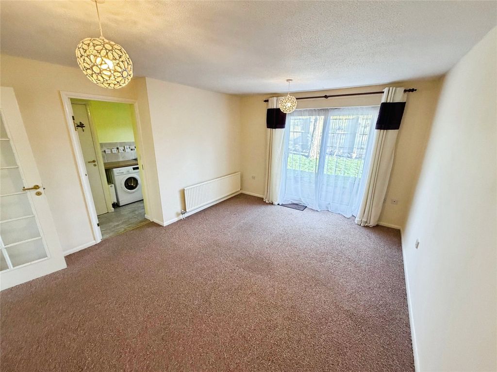 Additional image 7 of 2 bed bungalow for saleDelisle Court, Loughborough, Leicestershire LE11