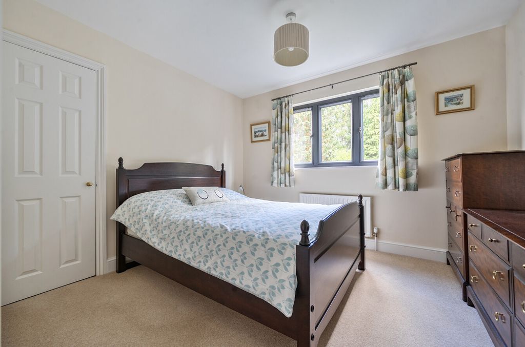 Additional image 16 of 5 bed detached house for saleHollybush Ride, Finchampstead, Wokingham, Berkshire RG40