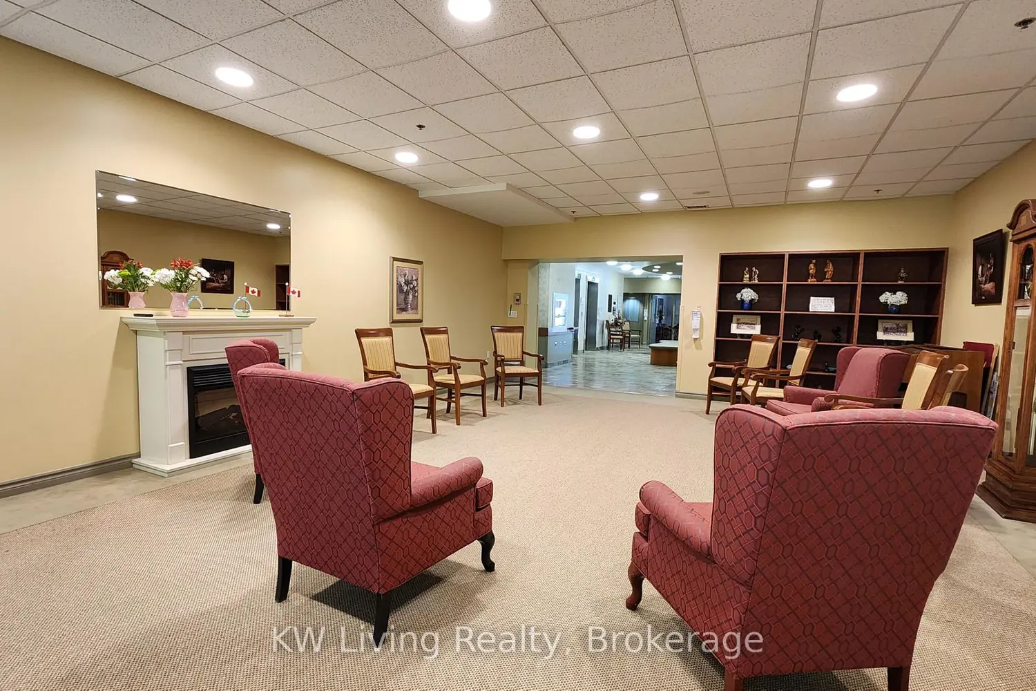 Additional image 3 of 115 Bonis Avenue 211