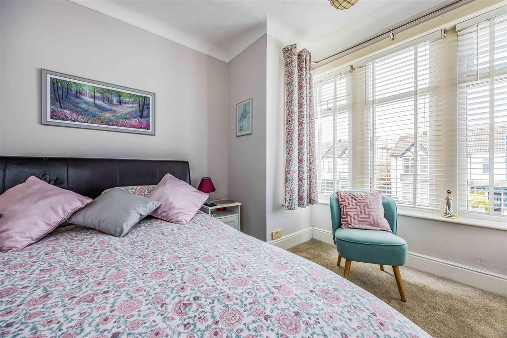 Additional image 14 of 3 bed semi-detached house for saleBaffins Road, Portsmouth PO3