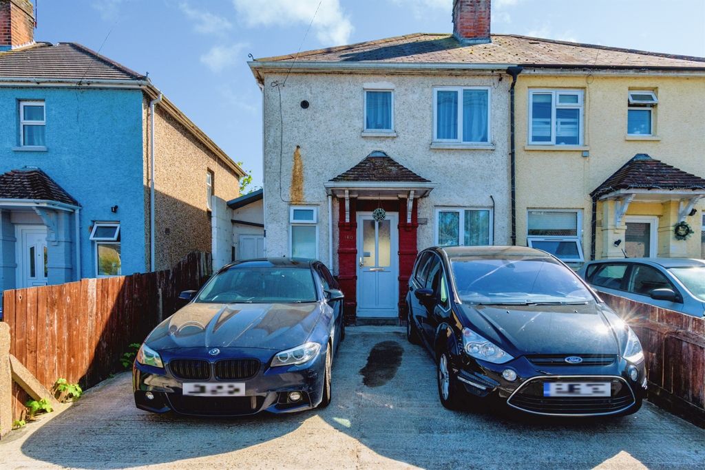 3 bed semi-detached house for saleBluebell Road, Southampton SO16