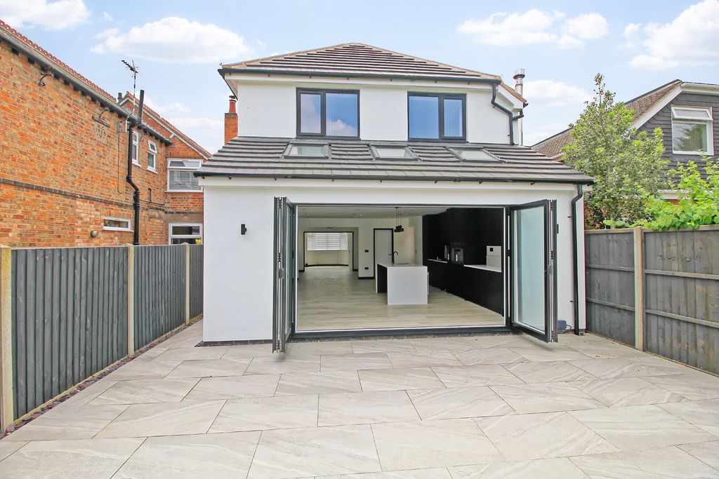 Additional image 3 of 4 bed detached house for saleNewton Lane, Wigston, Leicester LE18