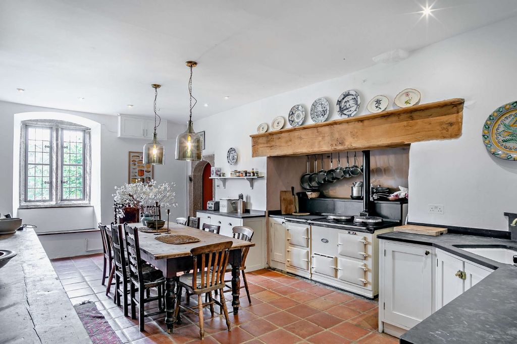 6 bed detached house for saleMeavy, Yelverton, Devon PL20 photo 3