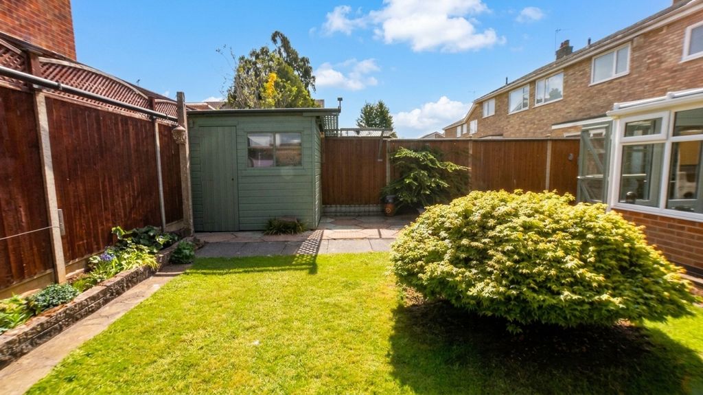 Additional image 31 of 3 bed semi-detached house for saleCoombe Rise, Oadby, Leicester LE2