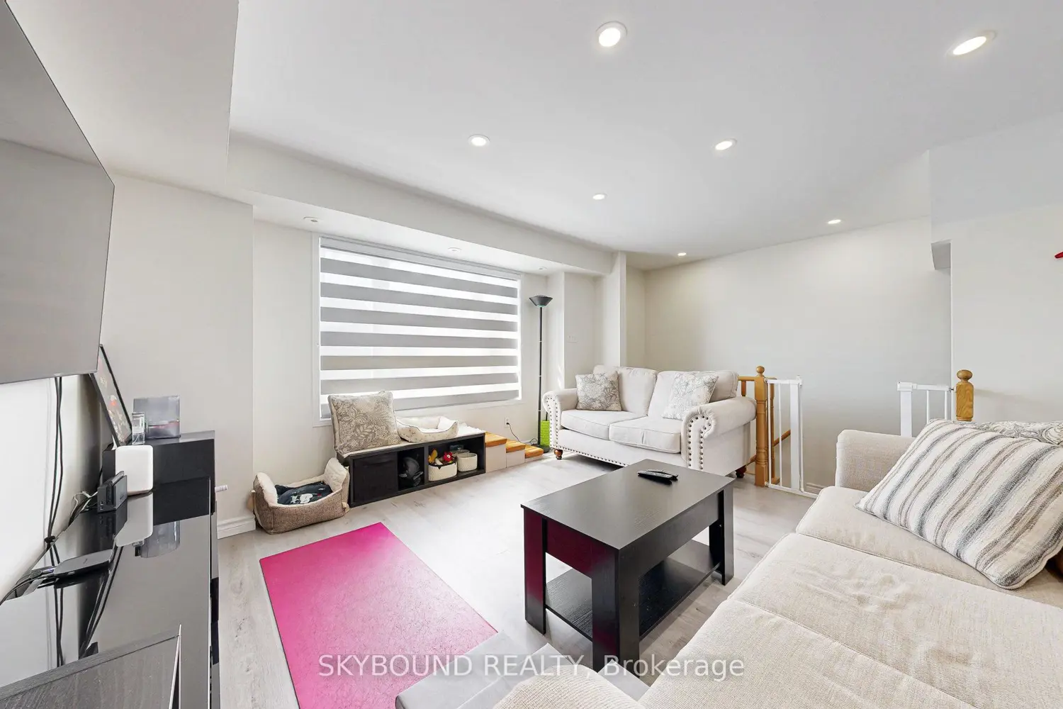 Additional image 8 of 3088 Eglinton Avenue 85