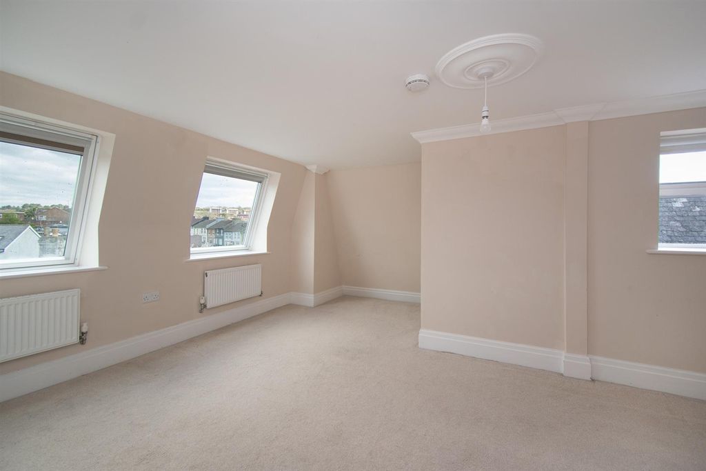 Additional image 7 of 2 bed flat for saleThe Ridge, Hastings TN34