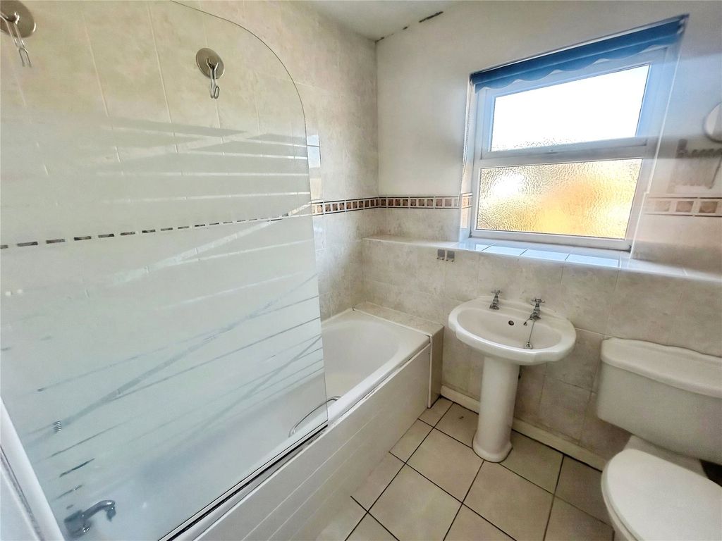 Additional image 6 of 2 bed flat for saleSileby Road, Barrow Upon Soar, Loughborough, Leicestershire LE12