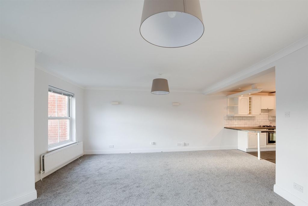 Additional image 5 of 2 bed flat for saleWhite Hart Road, Portsmouth PO1