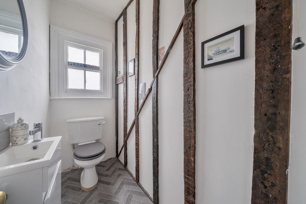 Additional image 17 of 2 bed flat for saleHigh Street, Portsmouth PO1