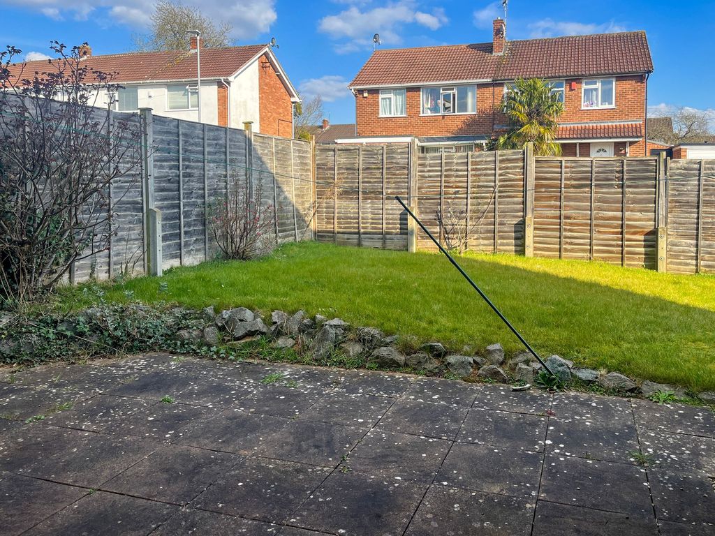 Additional image 36 of 4 bed semi-detached house for saleHidcote Road, Oadby LE2