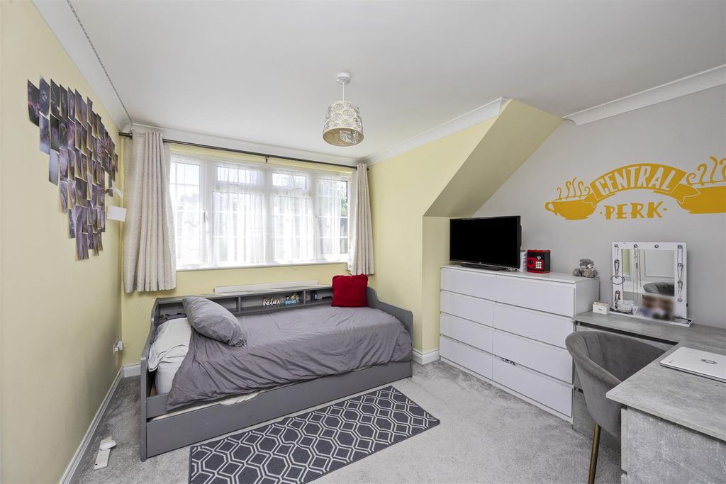 Additional image 18 of 5 bed detached house for saleMill Lane, Worthing BN13