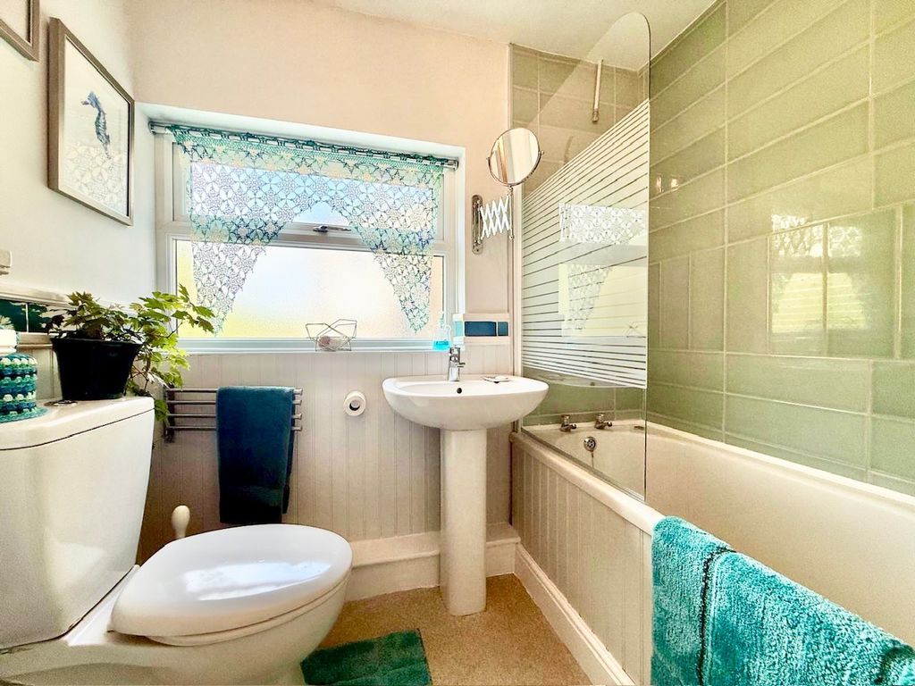 Additional image 17 of 3 bed property for saleHigh Street, Colsterworth, Grantham NG33