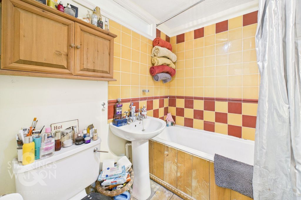 Additional image 10 of 2 bed end terrace house for saleWhite Horse Street, Wymondham NR18