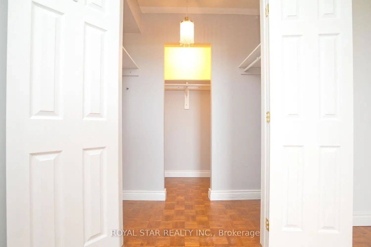 Additional image 11 of 1535 Lakeshore Road 1607