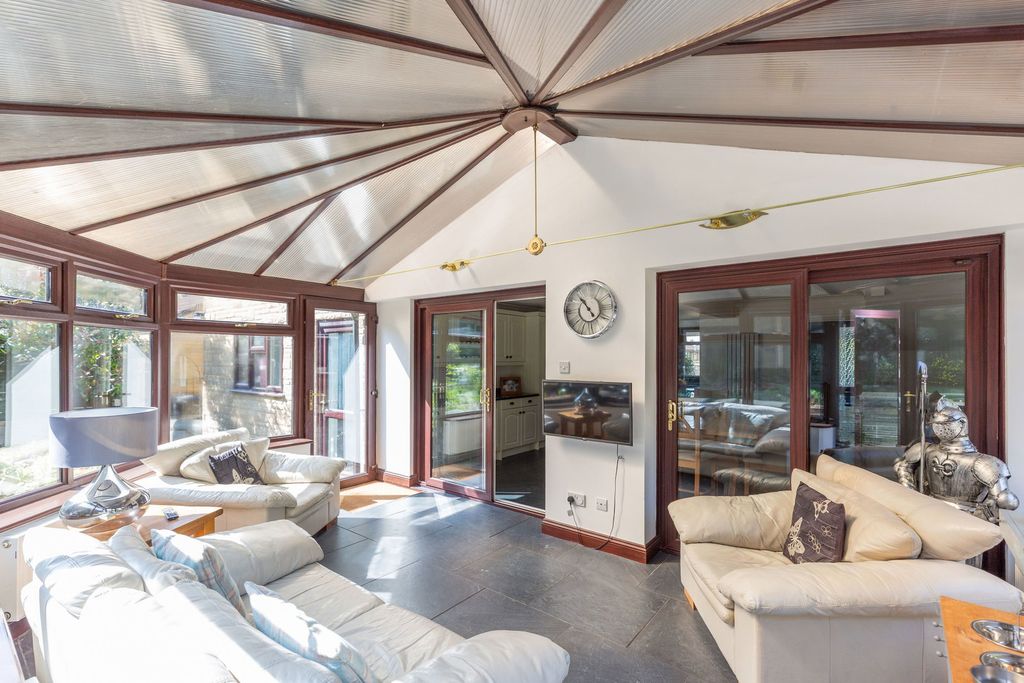 Additional image 11 of 5 bed detached house for saleParcroft Gardens, Yeovil BA20