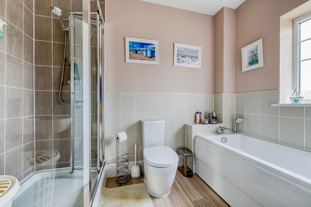 Additional image 10 of 5 bed detached house for saleNorwich Road, Wymondham NR18