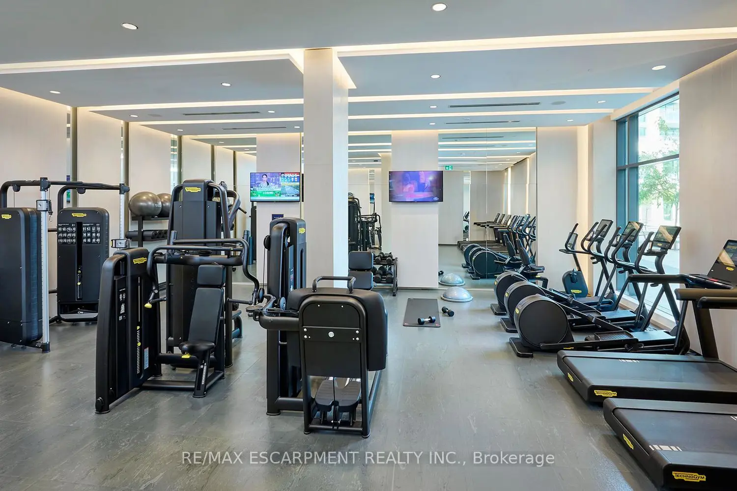 Additional image 8 of 2060 Lakeshore Road 1102