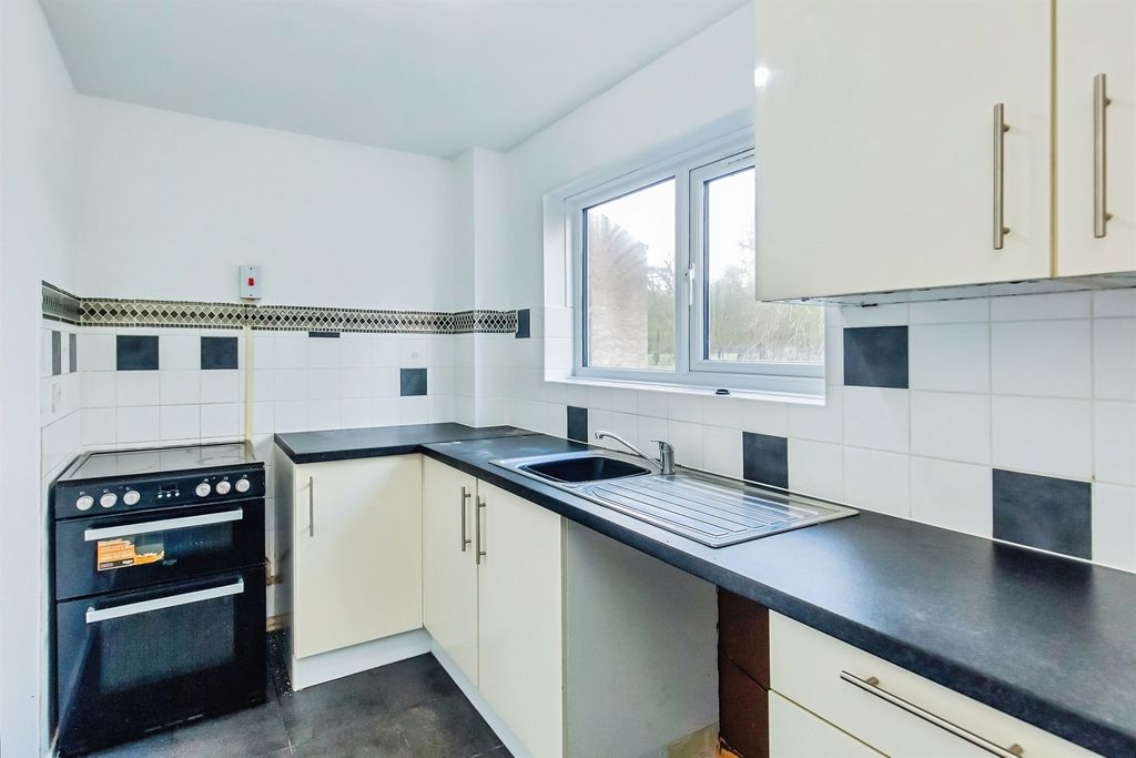 Additional image 9 of 3 bed maisonette for saleRipley Walk, Corby NN18