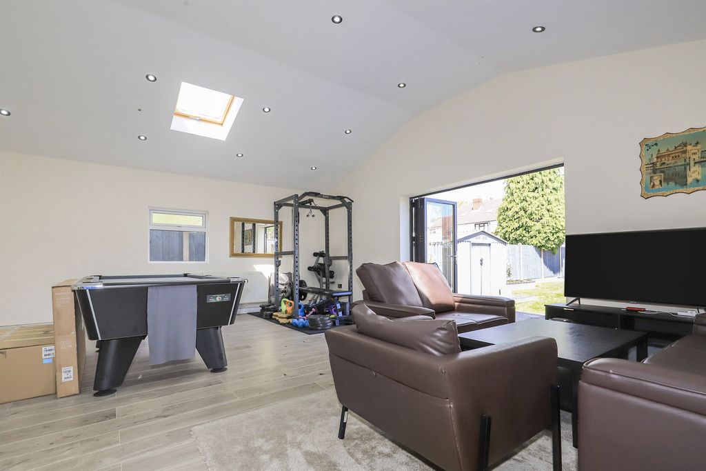 Additional image 20 of 4 bed semi-detached house for saleHonor Avenue, Goldthorn Park, Wolverhampton WV4