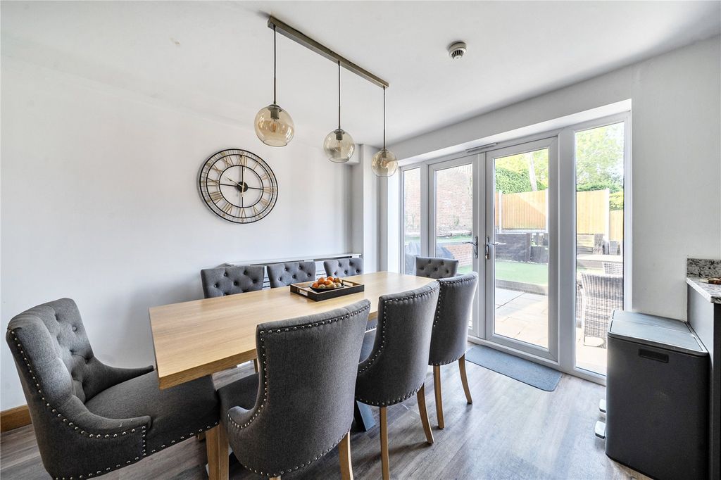Additional image 22 of 5 bed link detached house for saleLower Canes, Yateley, Hampshire GU46