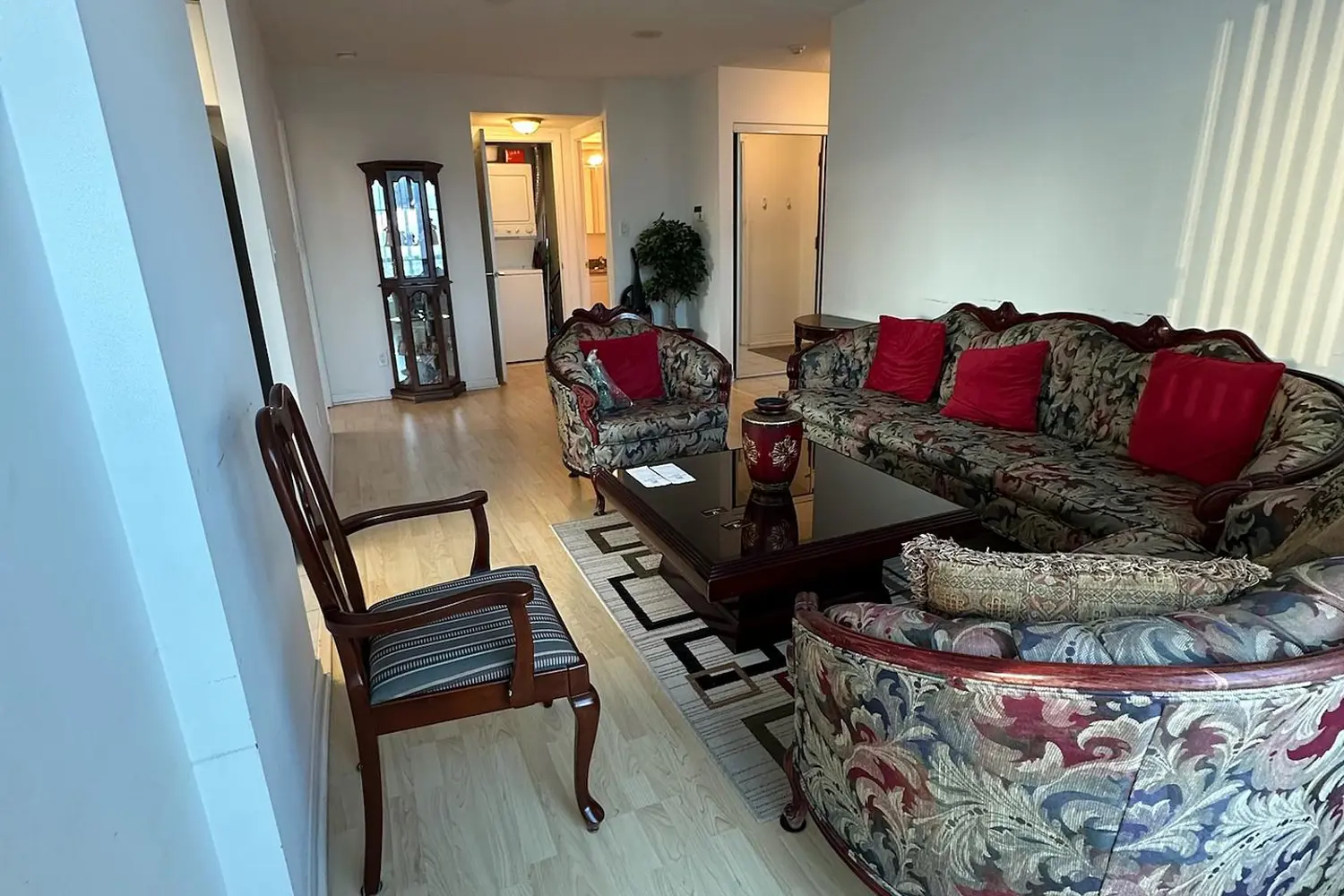 Additional image 7 of 4850 Glen Erin Drive 909