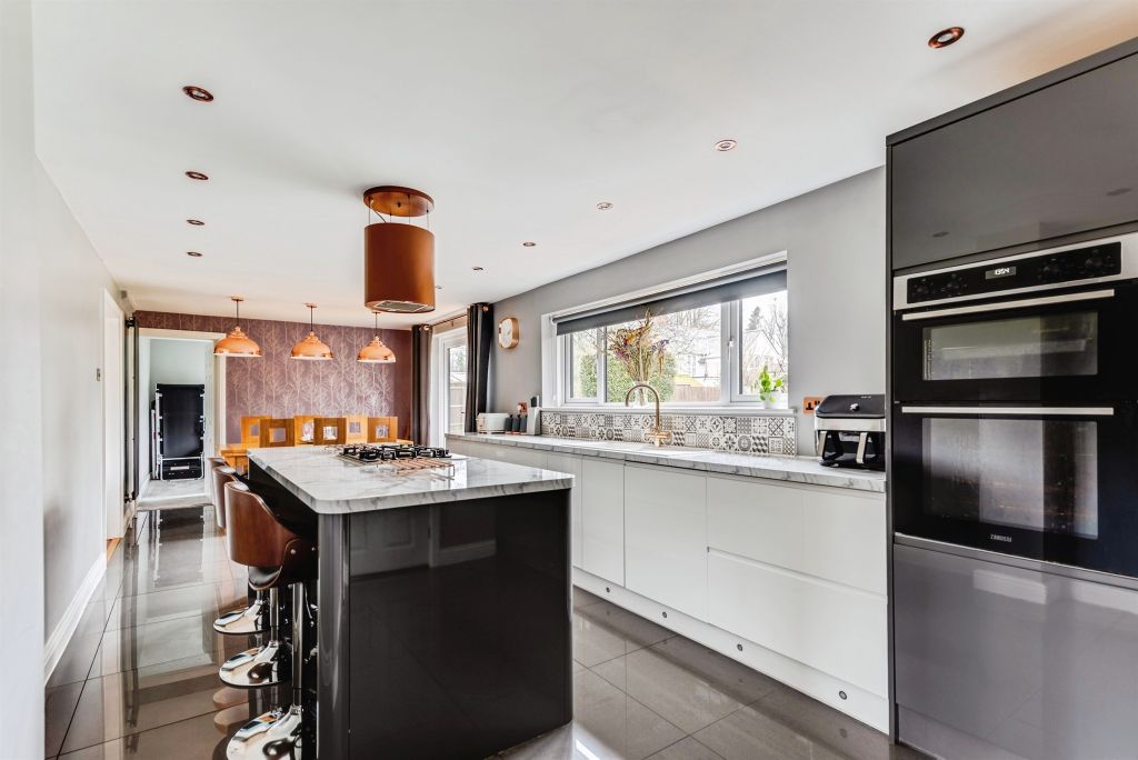 Additional image 7 of 5 bed detached bungalow for saleNew Yatt Road, Witney OX28